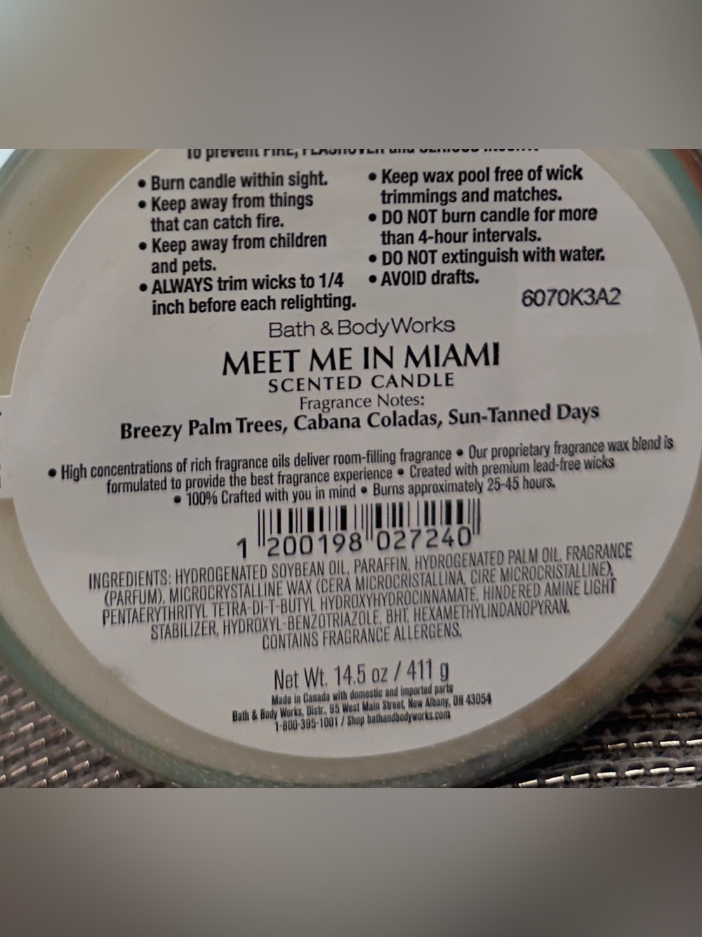 NWT Bath & Body Works Meet Me in Miami 3-Wick Candle - Picture 3 of 3